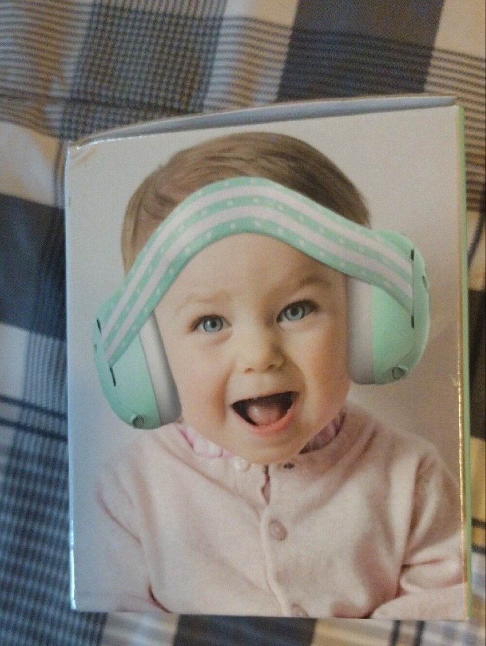 nectar baby Baby Earmuffs in Pink and Gray - Picture 8 of 15